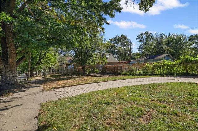 $199,000 | 701 Elmwood Avenue, Kansas City, MO 64124