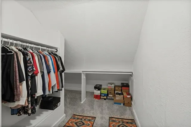 $199,000 | 701 Elmwood Avenue, Kansas City, MO 64124