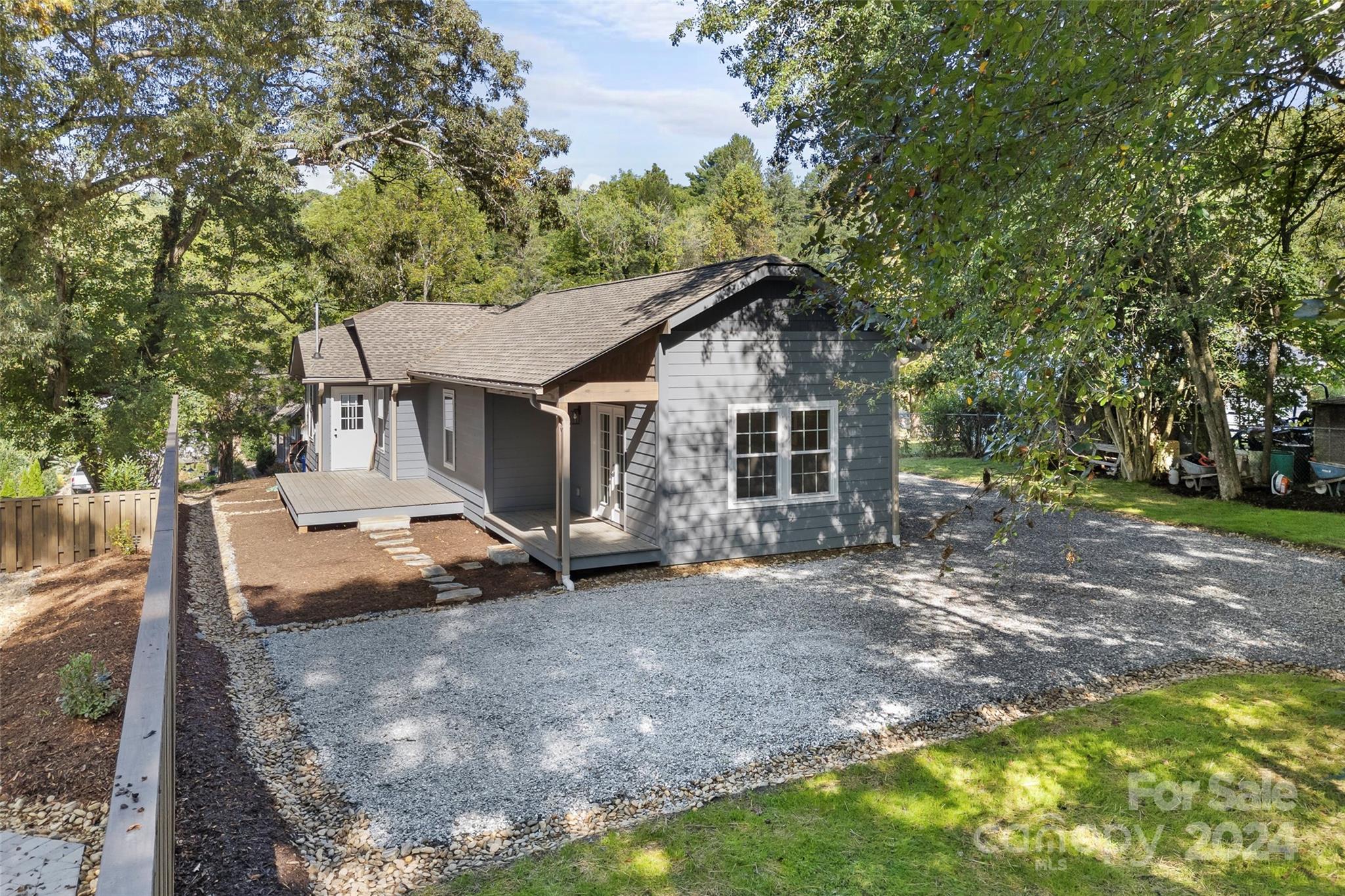 515 Fisher Road Brevard, NC 28712 - Photo 6 of 38 Gallery Image 6