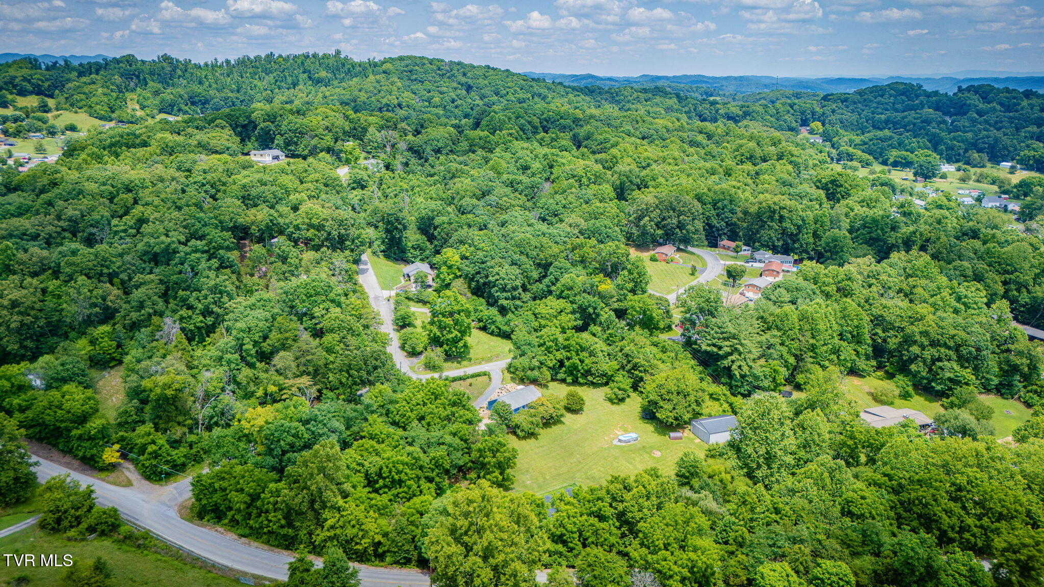 2937 Forest View Road Kingsport, TN 37660 - Photo 50 of 52 107