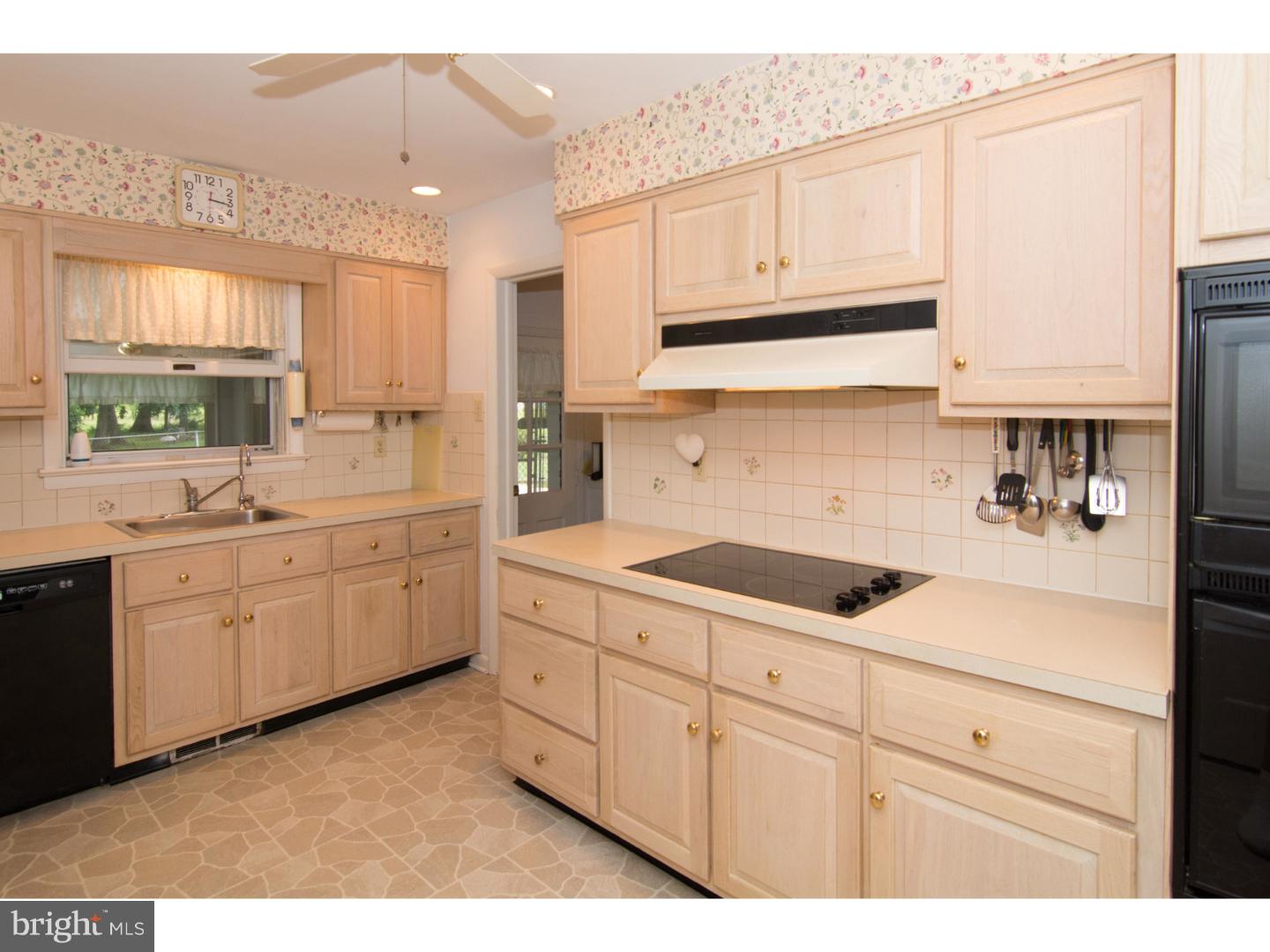 705 Bucks Road Perkasie, PA 18944 - Photo 8 of 19 Gallery Image 8