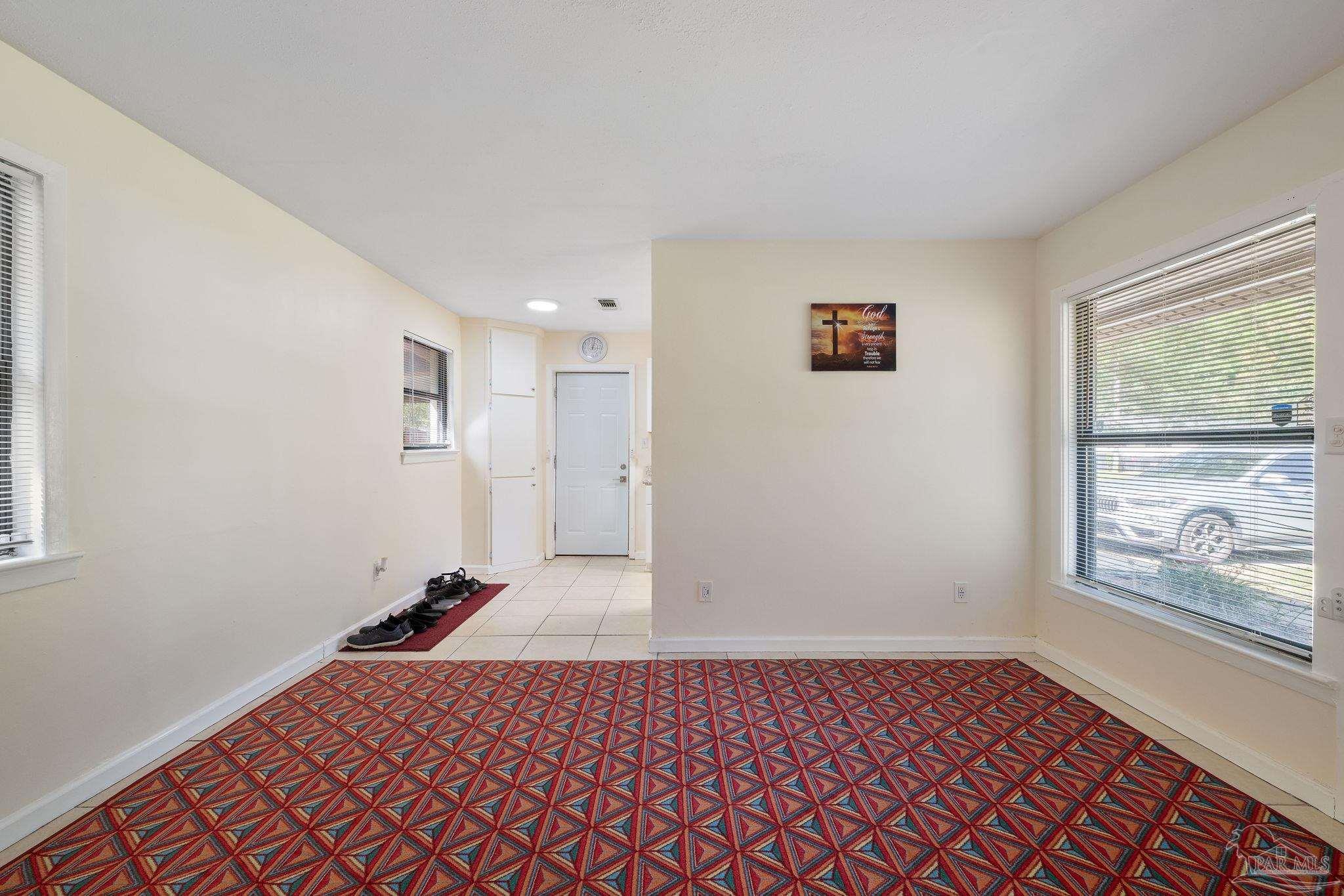 702 Beauvais Road Pensacola, FL 32505 - Photo 10 of 27 Gallery Image 10