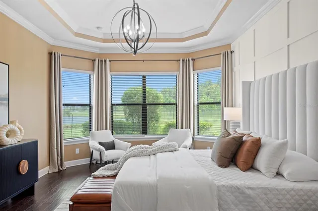 a en suite bathroom with a double vanity sink mirror and