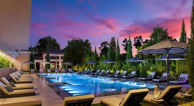 $3,426 | 17990 West Dixie Highway, Unit B13, North Miami Beach, FL 33160