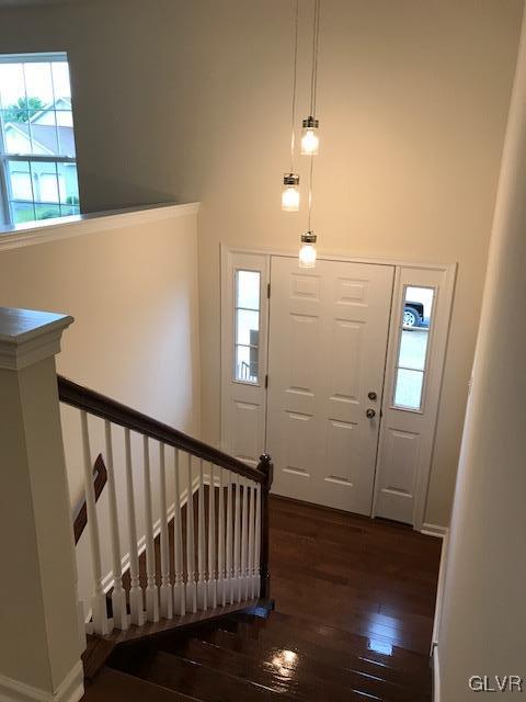 1553 Stanford Road Bethlehem, PA 18018 - Photo 4 of 16 Gallery Image 4