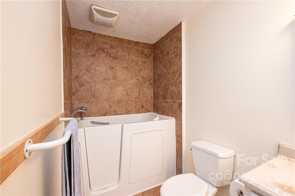 2211 Olde Well Road Hudson, NC 28638 - Photo 25 of 47 Gallery Image 25