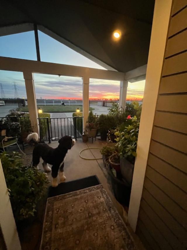 21055 Corral Hollow Road Tracy, CA 95304 - Photo 18 of 19 a living room with patio furniture