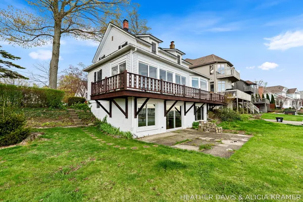 $1,300,000 | 1755 South Shore Drive, Holland, MI 49423