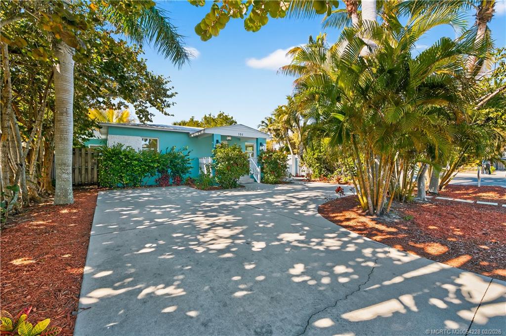 101 Eldorado Street Fort Pierce, FL 34949 - Photo 4 of 31