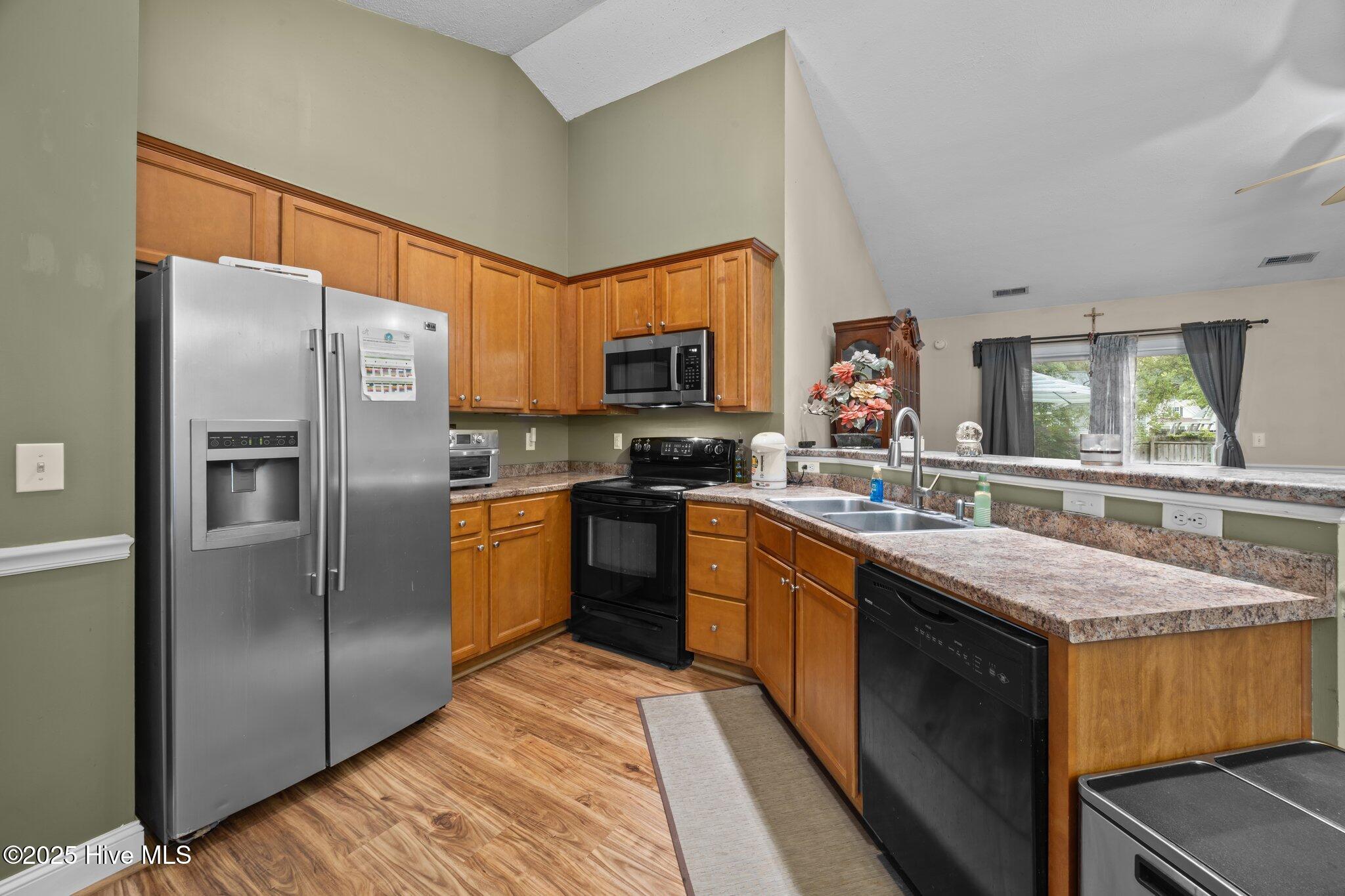 3106 John Willis Road New Bern, NC 28562 - Photo 10 of 31 kitchen
