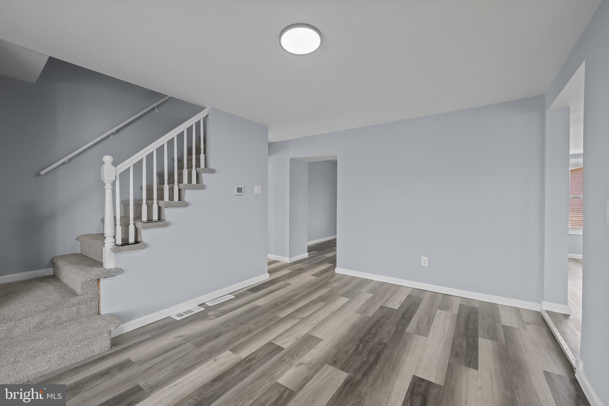 54 East Lake Road Pilesgrove, NJ 08098 - Photo 7 of 28