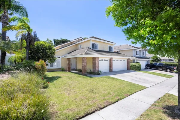 $899,990 | 3712 Summit View Court, Corona, CA 92882