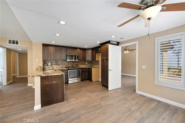 $899,990 | 3712 Summit View Court, Corona, CA 92882
