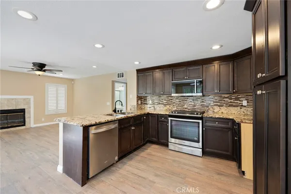 $899,990 | 3712 Summit View Court, Corona, CA 92882