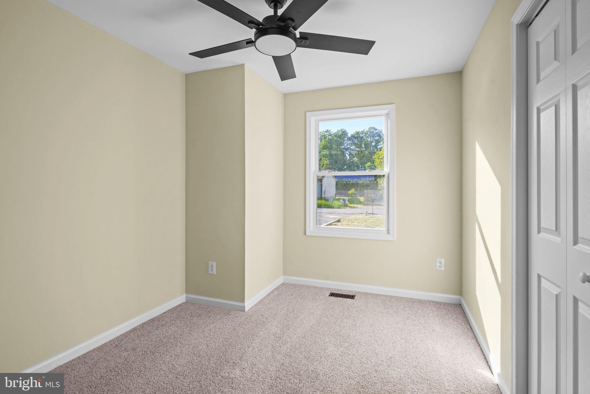 26412 Hillendale Road Hollywood, MD 20636 - Photo 15 of 30 Gallery Image 15