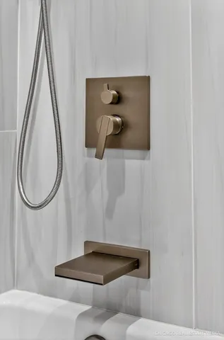 $1,485,000 | 6090 Belmont Road, Downers Grove, IL 60516