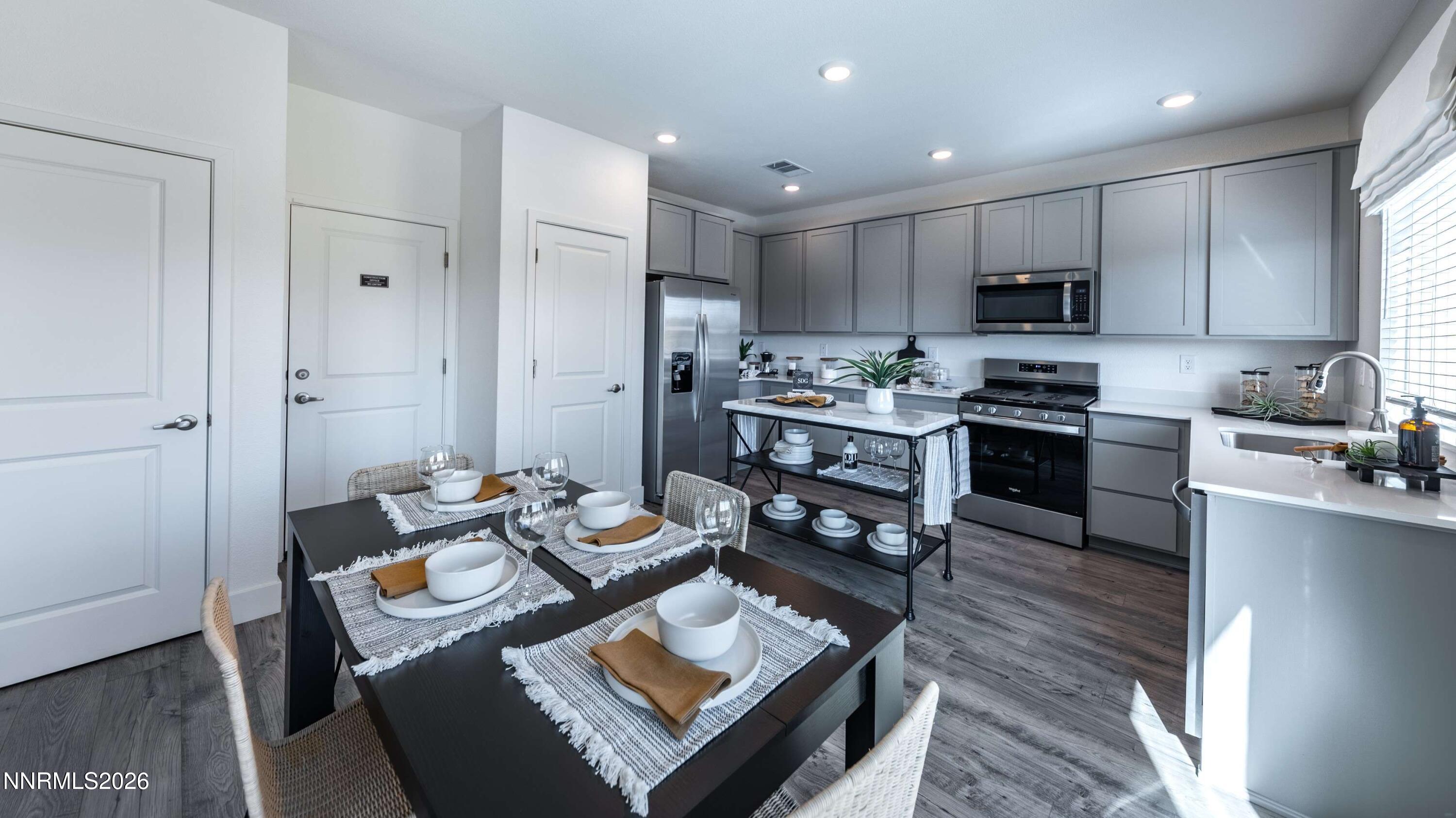 7575 Plump Jack Lane Reno, NV 89506 - Photo 8 of 25 Dining Room