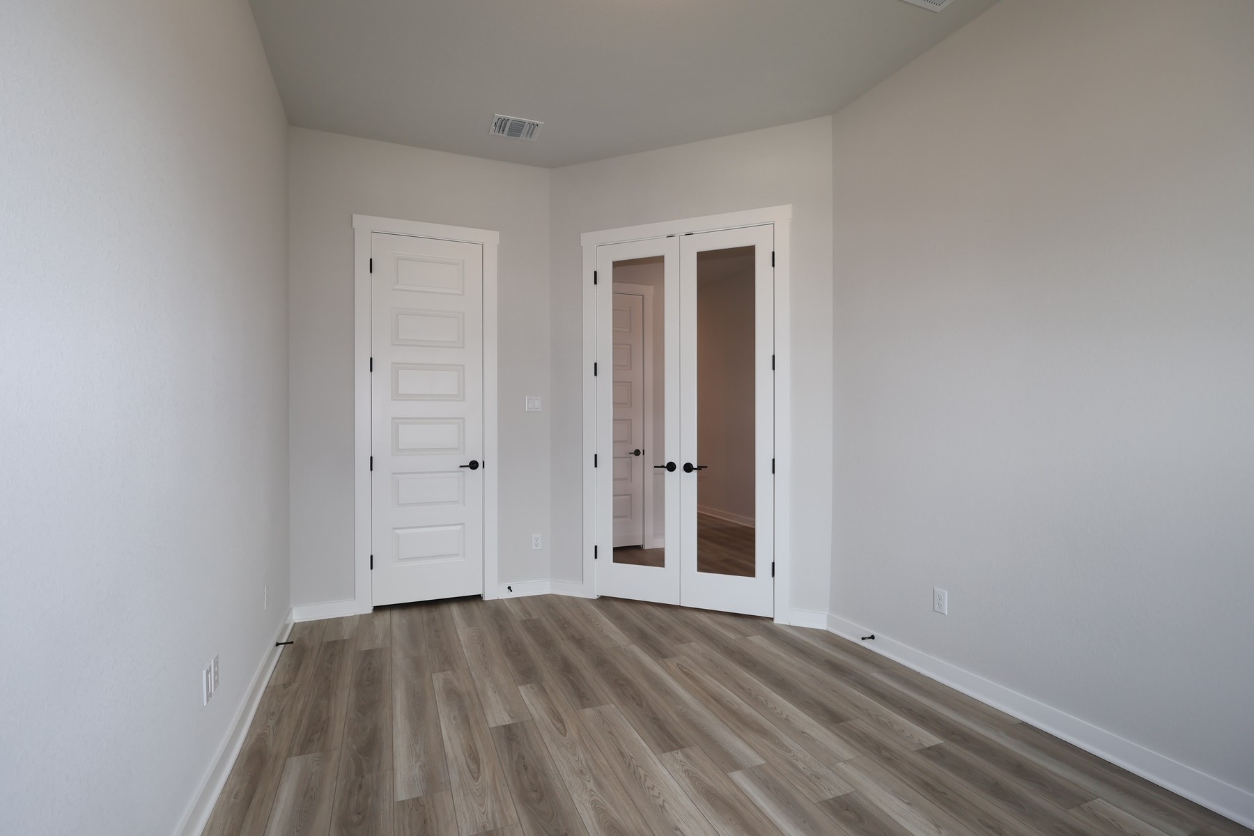 328 Marisol Bend Georgetown, TX 78626 - Photo 9 of 17