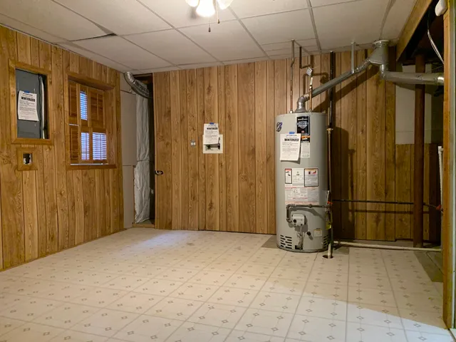 $349,900 | 2472 Fox Drive, Aurora, IL 60506