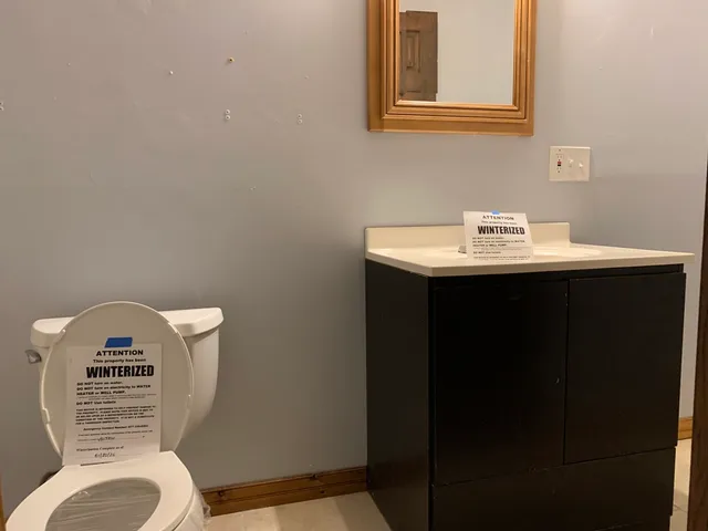 $349,900 | 2472 Fox Drive, Aurora, IL 60506