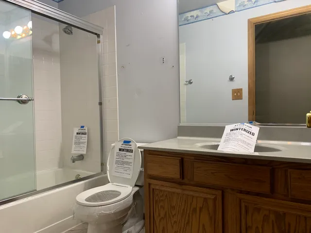 $349,900 | 2472 Fox Drive, Aurora, IL 60506