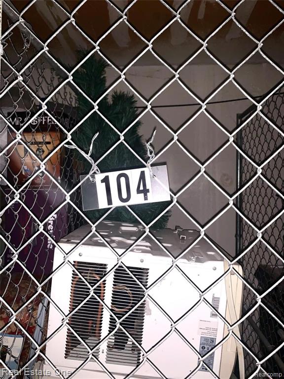 417 Parkdale Avenue, Unit 2 Rochester, MI 48307 - Photo 13 of 13