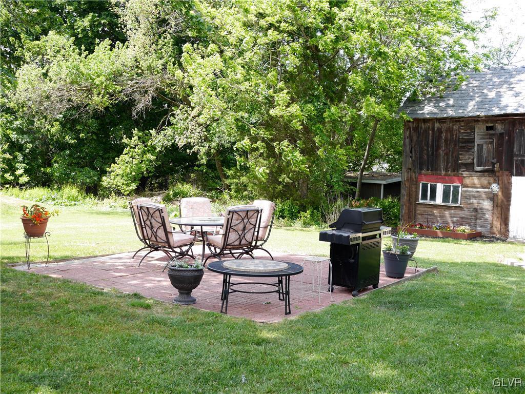 235 Butztown Road Bethlehem, PA 18020 - Photo 6 of 32 Gallery Image 6