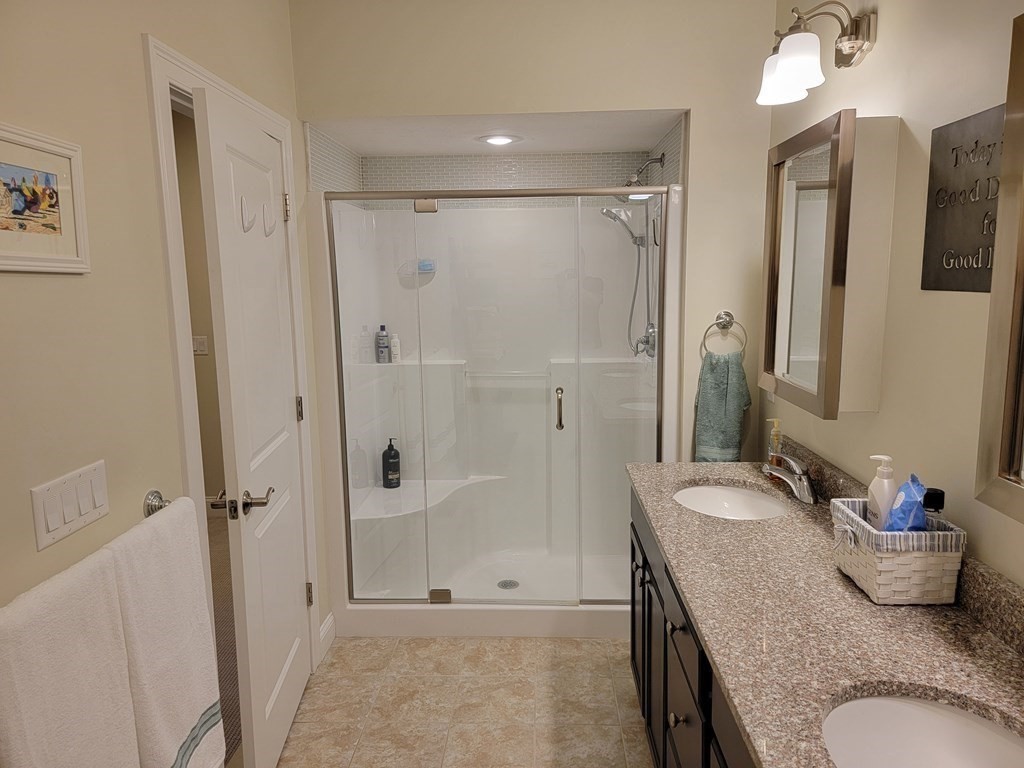 54 Stevens Road, Unit 54 Hudson, MA 01749 - Photo 17 of 41 Gallery Image 17