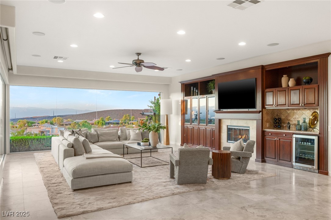 24 Kittansett Loop Henderson, NV 89052 - Photo 14 of 77