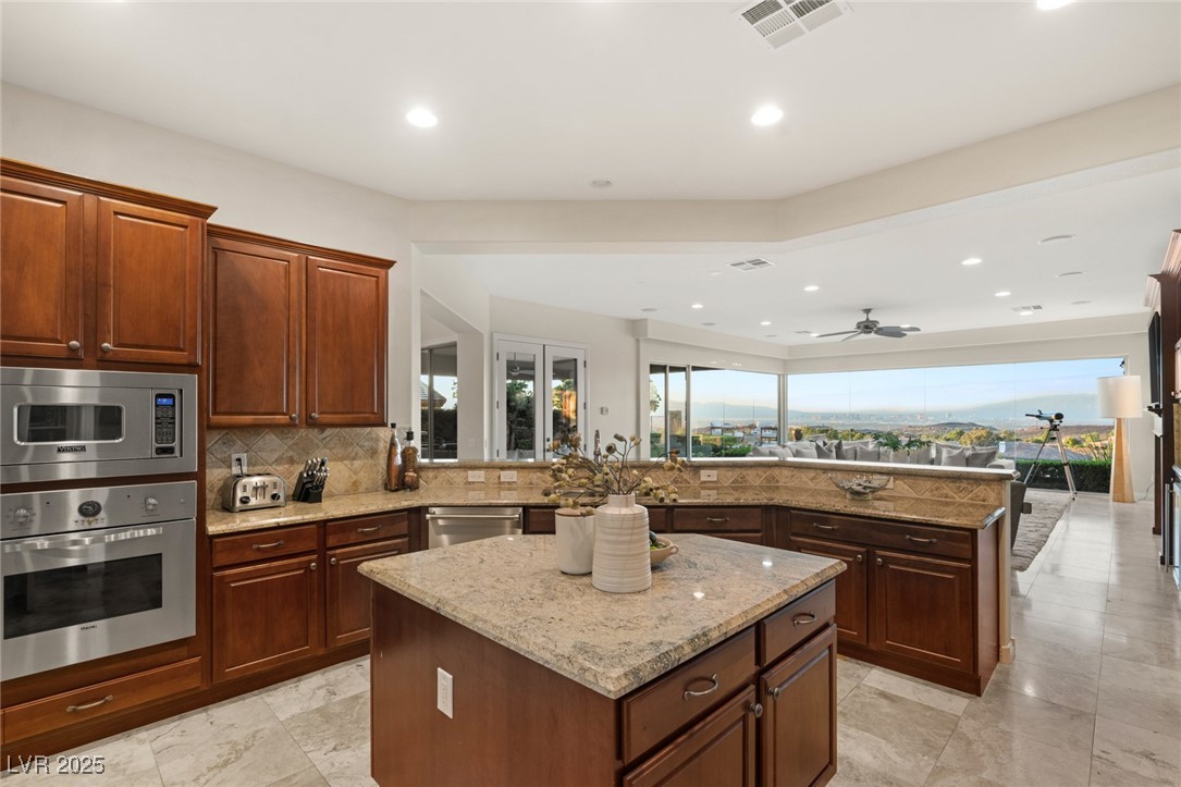 24 Kittansett Loop Henderson, NV 89052 - Photo 24 of 77