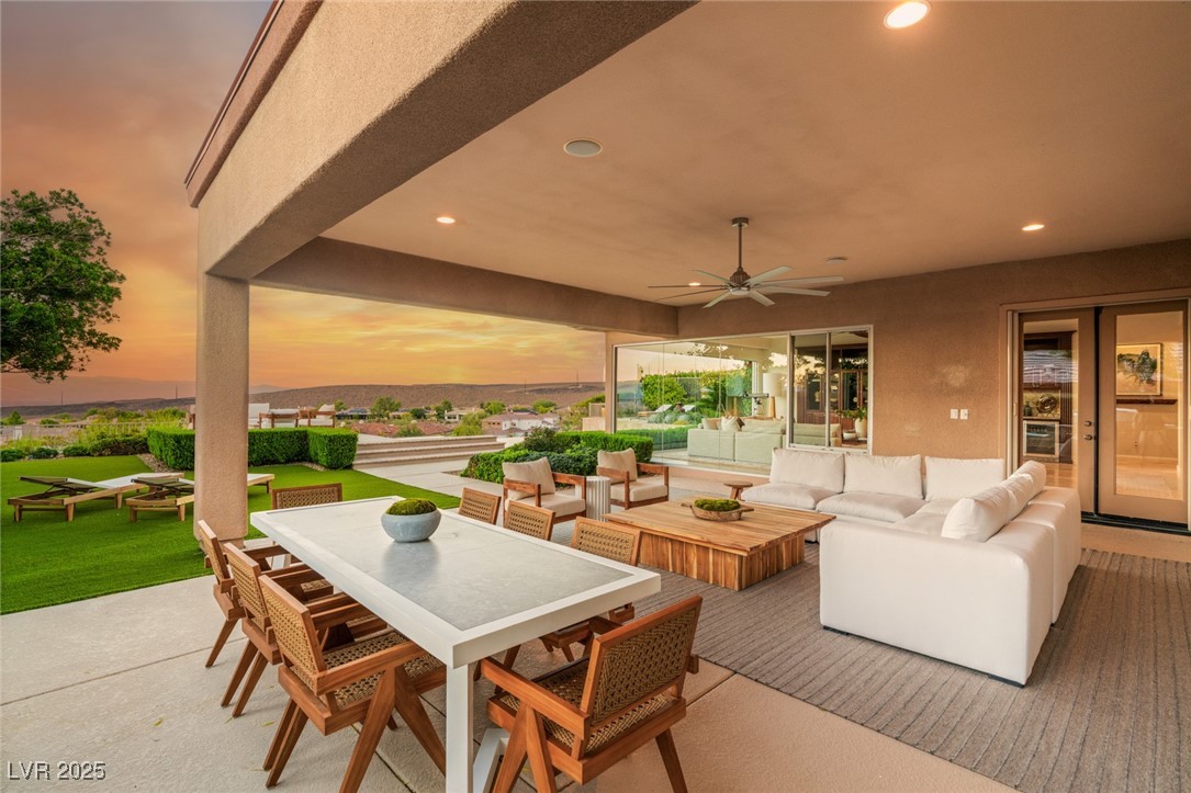 24 Kittansett Loop Henderson, NV 89052 - Photo 44 of 77