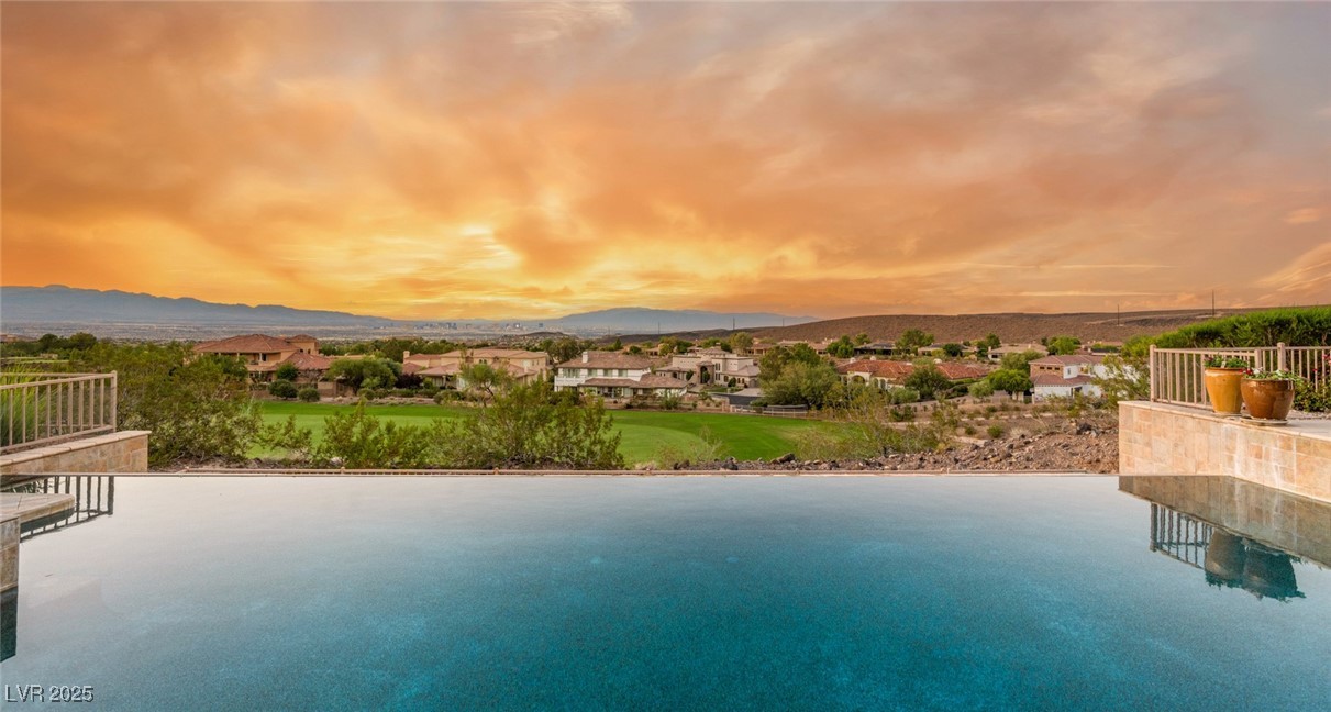 24 Kittansett Loop Henderson, NV 89052 - Photo 52 of 77