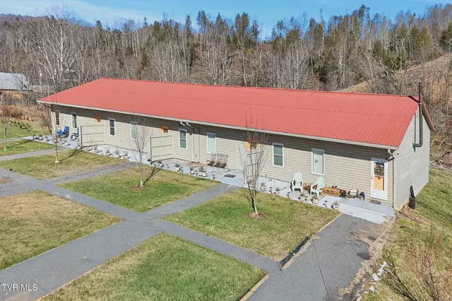 $1,700,000 | 8703 Highway 19E, Unit XVI, Roan Mountain, TN 37687