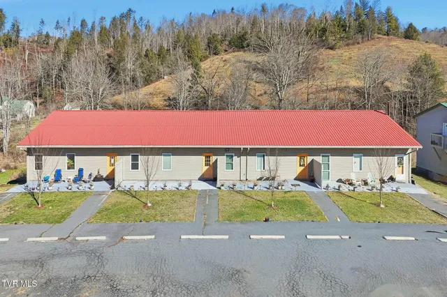 $1,700,000 | 8703 Highway 19E, Unit XVI, Roan Mountain, TN 37687