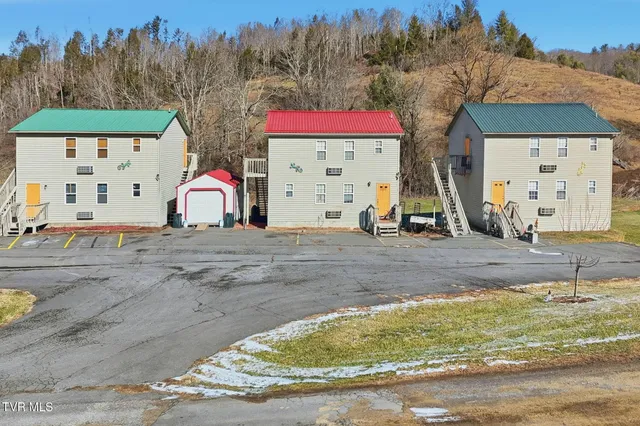 $1,700,000 | 8703 Highway 19E, Unit XVI, Roan Mountain, TN 37687