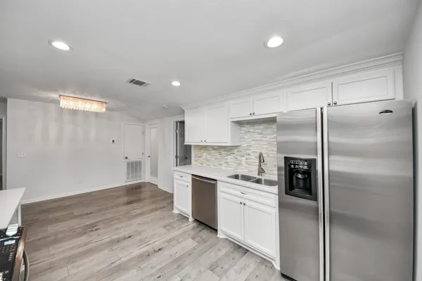 $4,000 | 1505 Chippendale Road, Houston, TX 77018