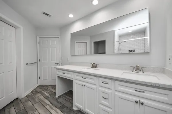 $4,000 | 1505 Chippendale Road, Houston, TX 77018