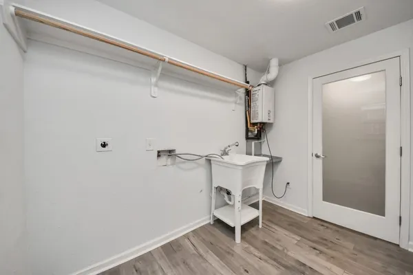 $4,000 | 1505 Chippendale Road, Houston, TX 77018