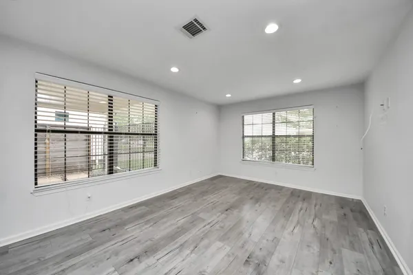 $4,000 | 1505 Chippendale Road, Houston, TX 77018
