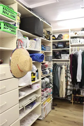 $579,900 | 809 Locust Street, Ridgeway, MO 64481