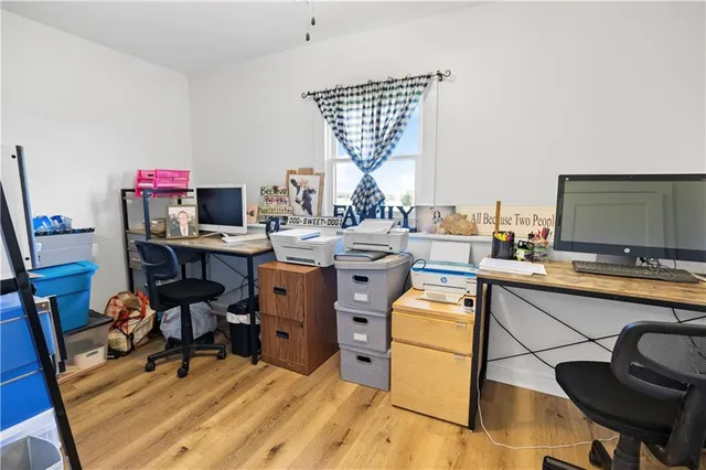 $579,900 | 809 Locust Street, Ridgeway, MO 64481