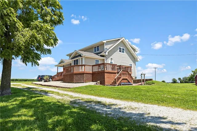 $579,900 | 809 Locust Street, Ridgeway, MO 64481