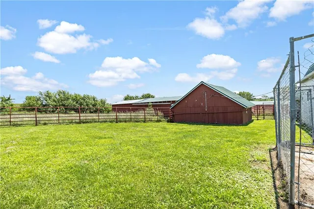 $579,900 | 809 Locust Street, Ridgeway, MO 64481