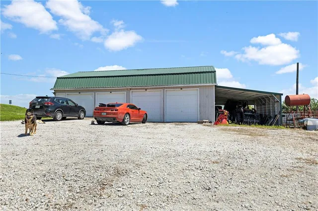 $579,900 | 809 Locust Street, Ridgeway, MO 64481