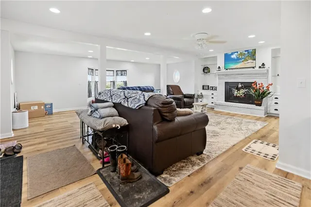 $579,900 | 809 Locust Street, Ridgeway, MO 64481