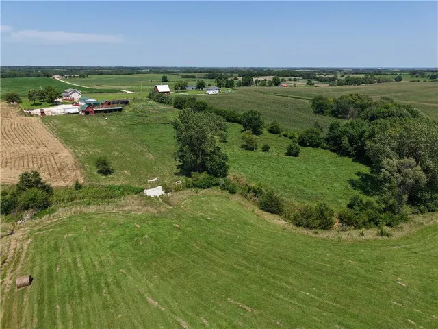 $579,900 | 809 Locust Street, Ridgeway, MO 64481