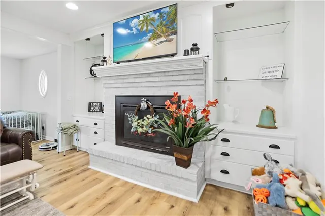 $579,900 | 809 Locust Street, Ridgeway, MO 64481