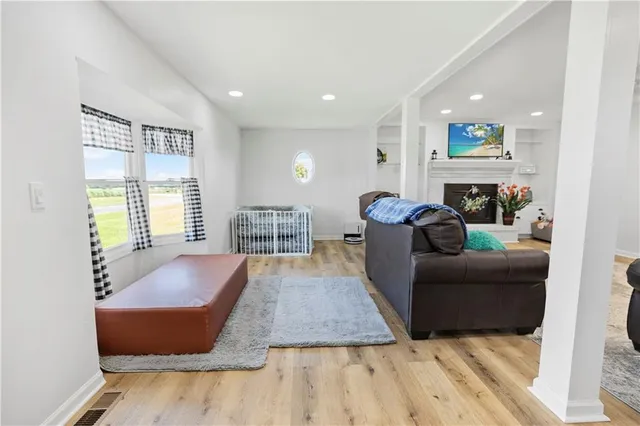 $579,900 | 809 Locust Street, Ridgeway, MO 64481