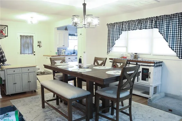 $579,900 | 809 Locust Street, Ridgeway, MO 64481