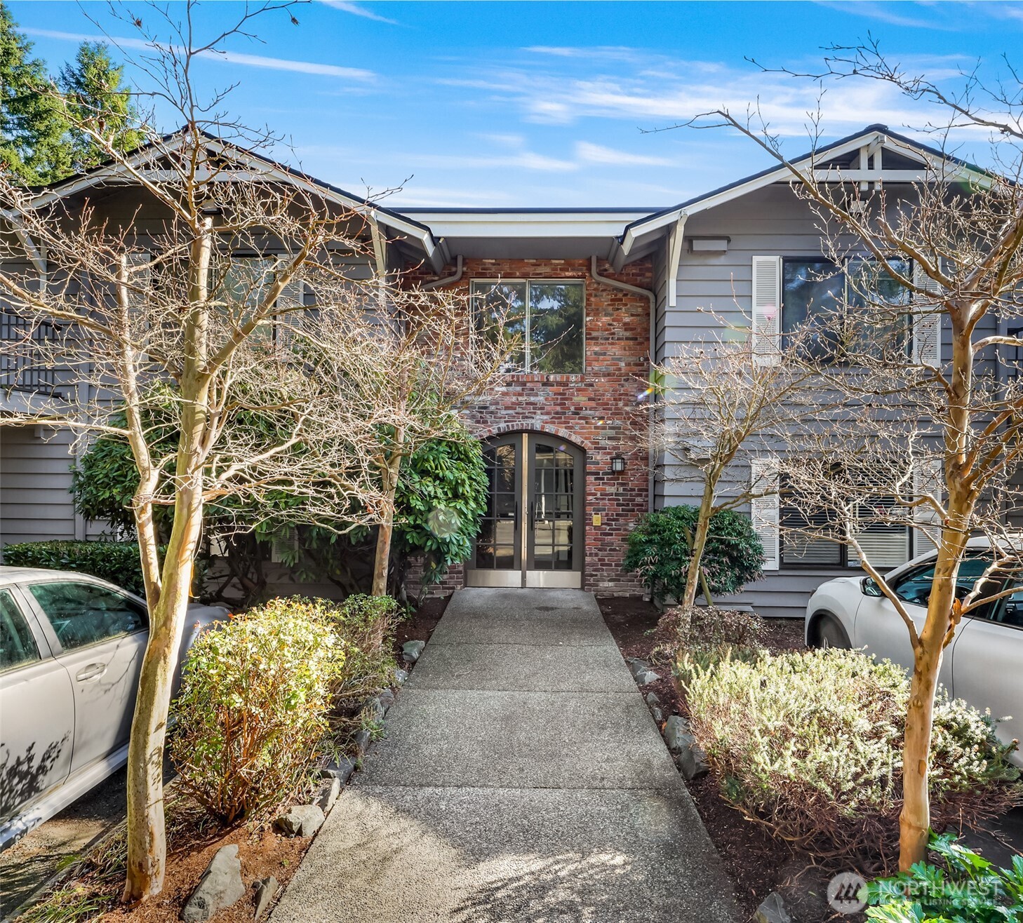 8017 234th Street Southwest, Unit 314 Edmonds, WA 98026 - Photo 2 of 24